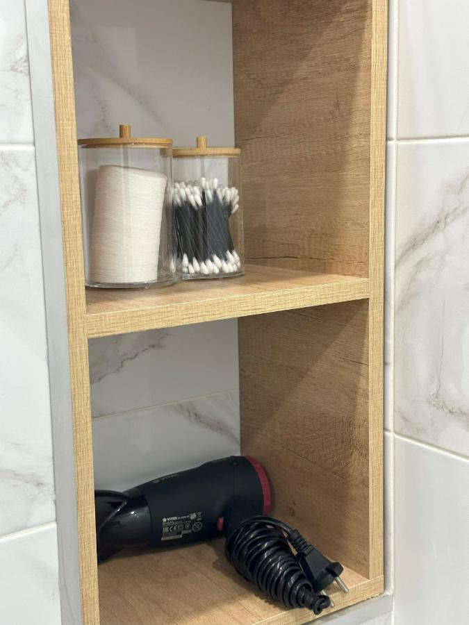 - апарт Apartment
